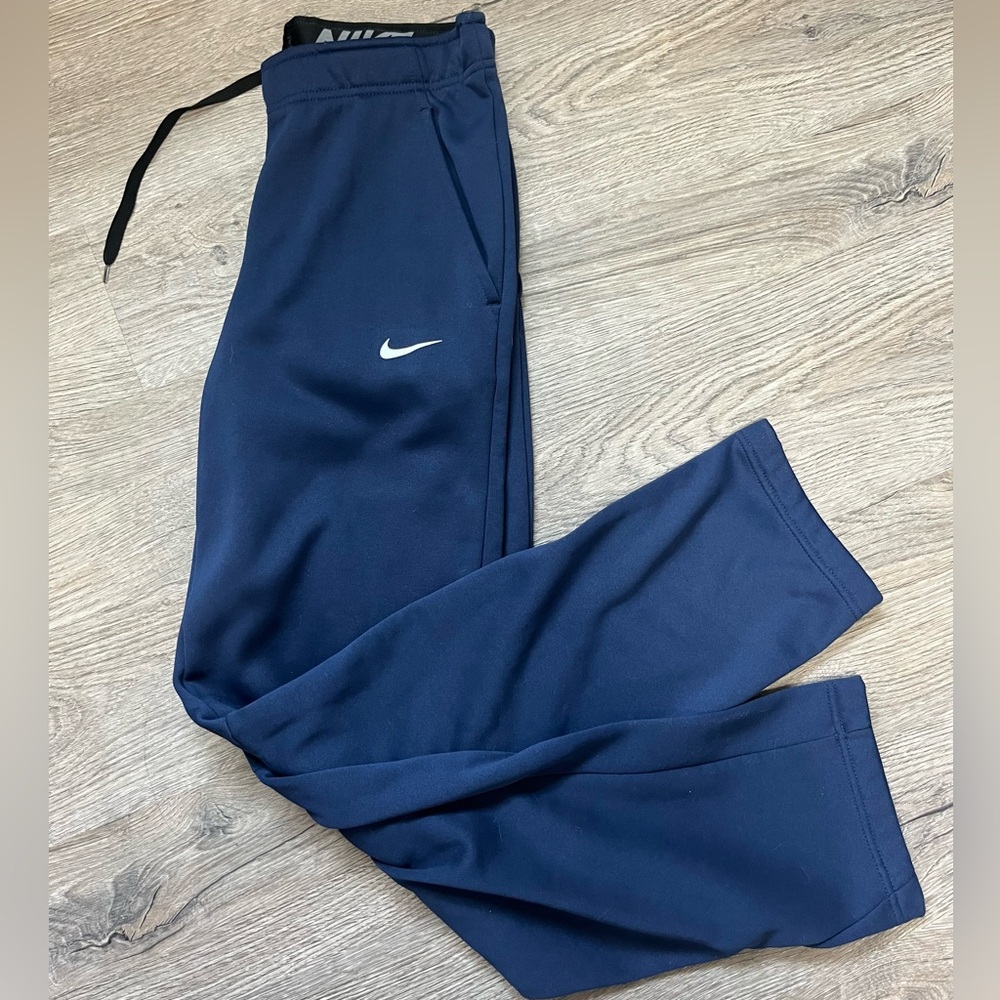 Nike wide leg sweatpants